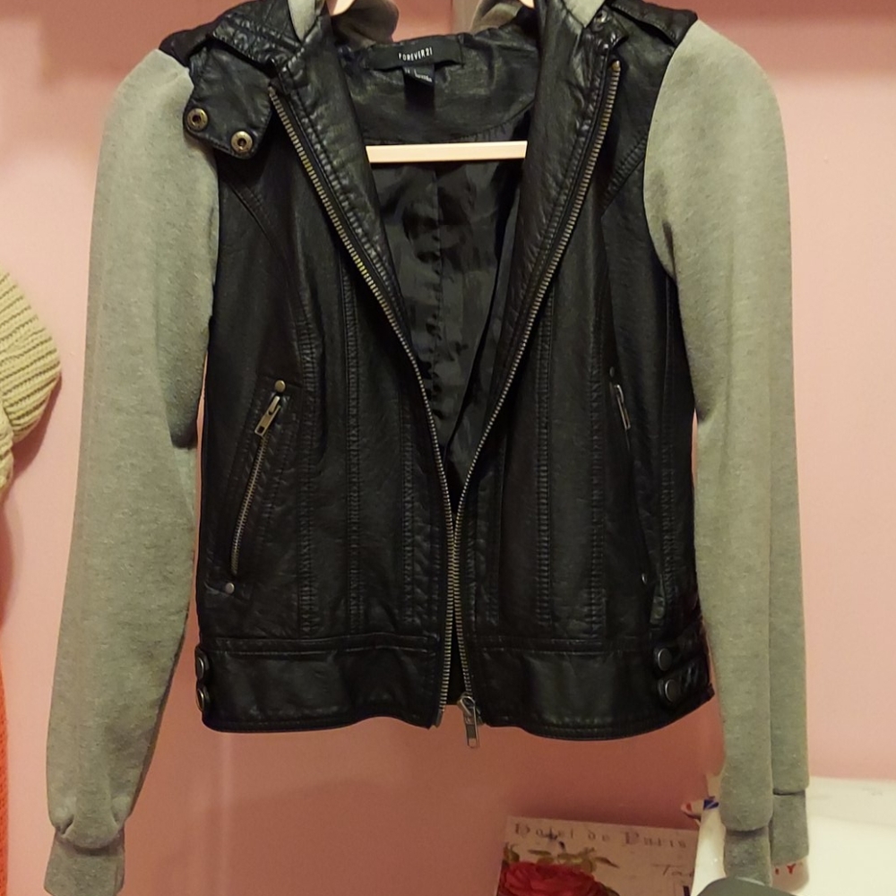 beautiful  forever 21 leather jacket
